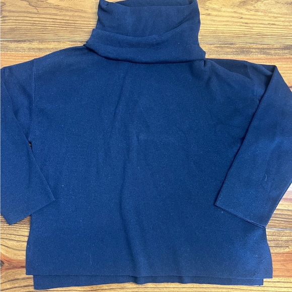 H&M Dark Blue Knit Turtleneck - Picture 1 of 2